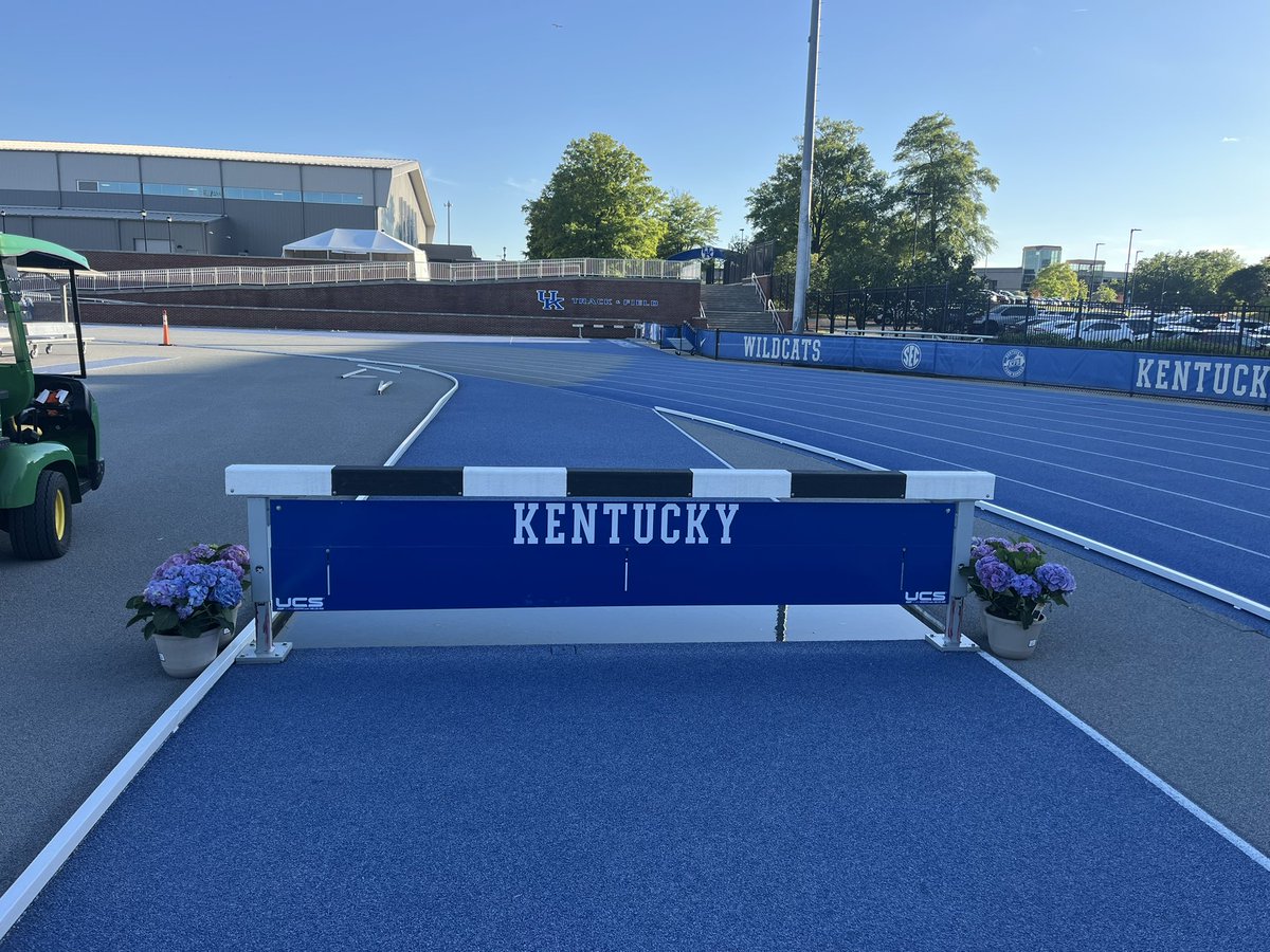 UK Sports Turf tweet media