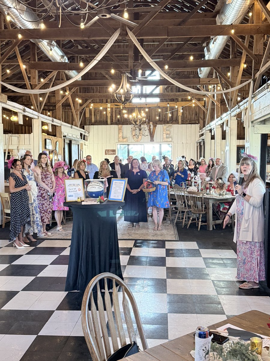 SCWomansClub's tweet image. SCWC KY Derby Cocktail party in the Vintage Barn benefit for Transform Scott County. #CommunityFirst