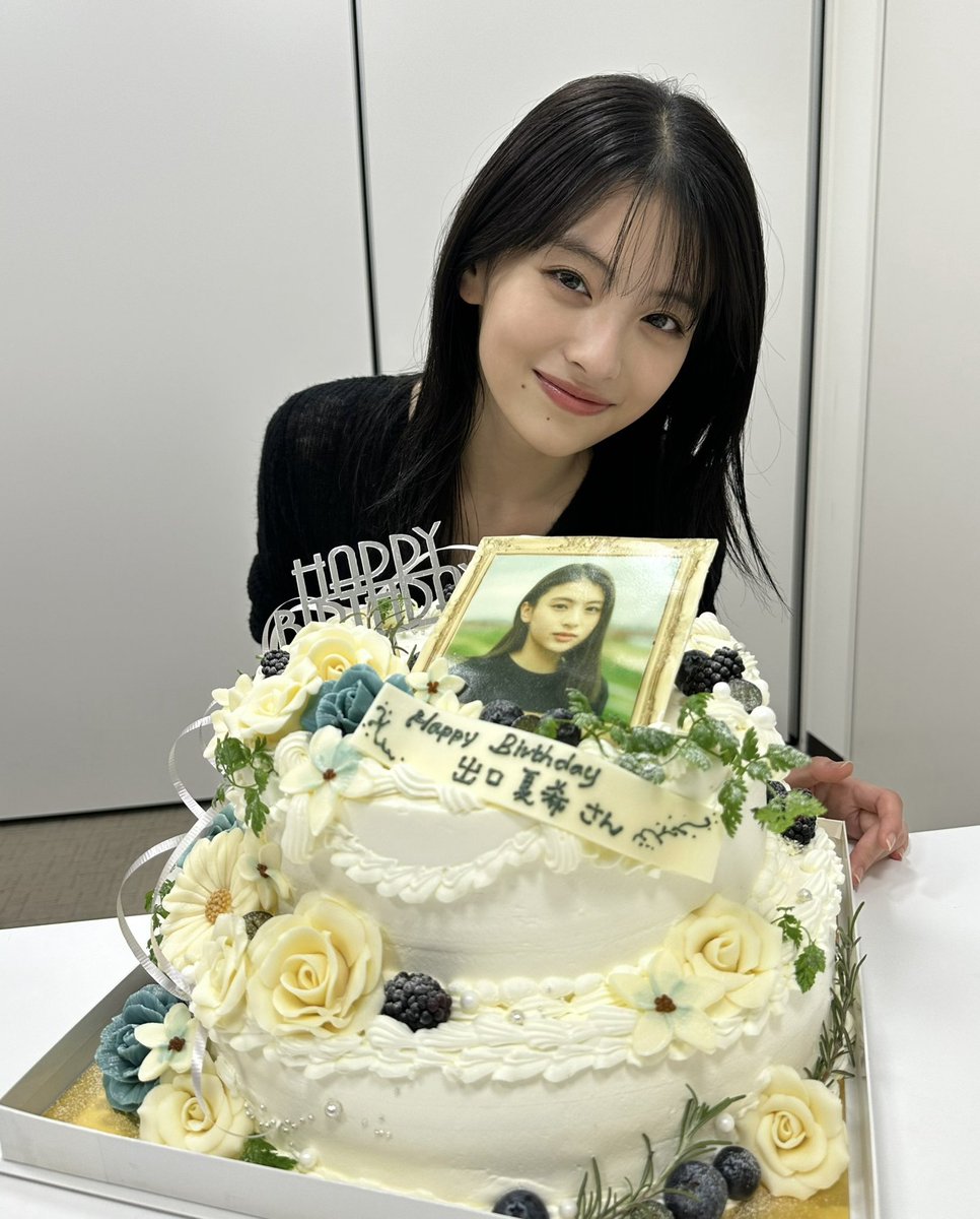 女の本音さん tweet media