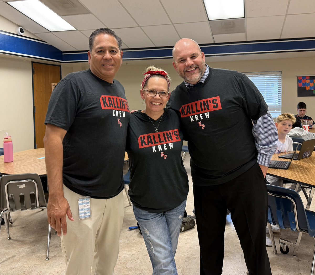 BryanCalvert3's tweet photo. Always proud to be a part of Kallin’s Krew! @CmsColts @pav_mrs https://t.co/yu1jy1jXOl