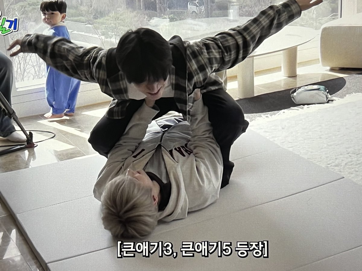 새콤닝콤 tweet media