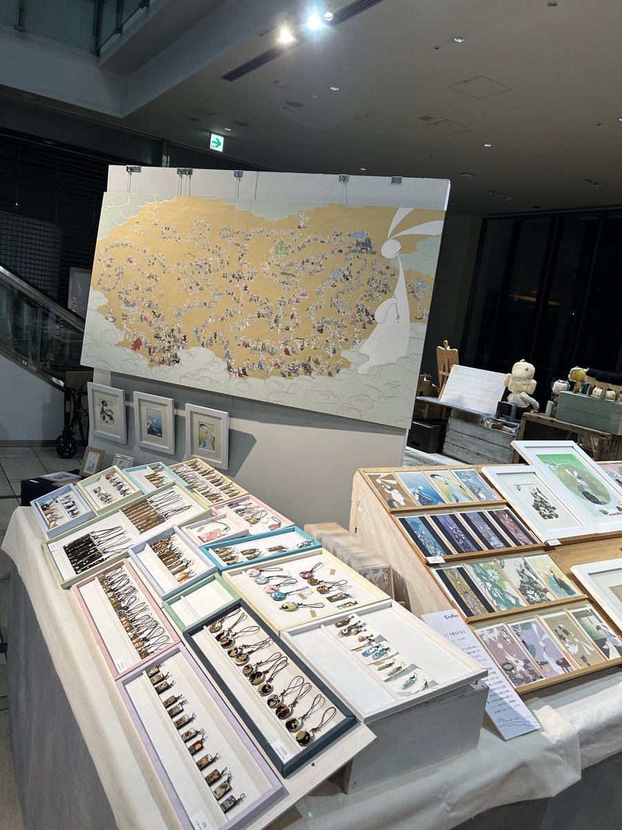 Tnagaruru's tweet photo. ラシック、三日までおります
今年は夏の名古屋個展が諸事情で開催できません
よろしければこちらにどうぞ〜
#Crefes #つくり屋ながるる https://t.co/xd6EDvQUkR