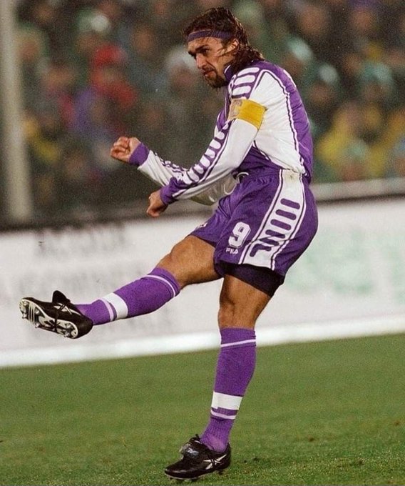 90sfootball's tweet photo. Batigol 😍 https://t.co/u7G0hVkmJK