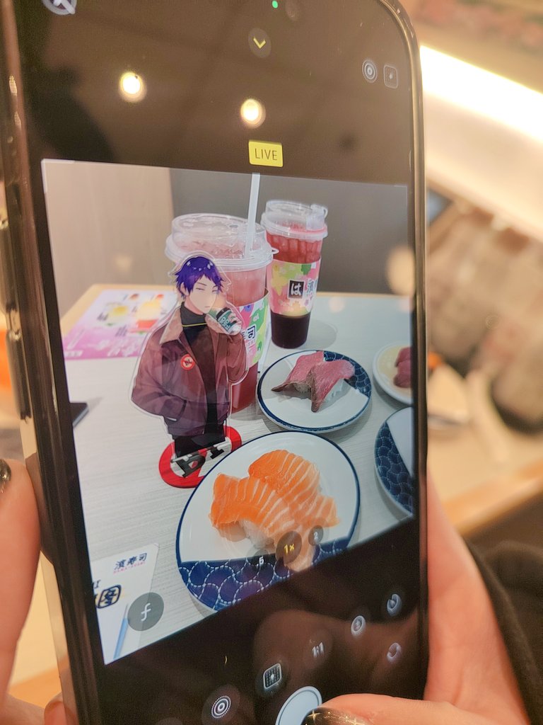 1匹@原稿中 tweet media