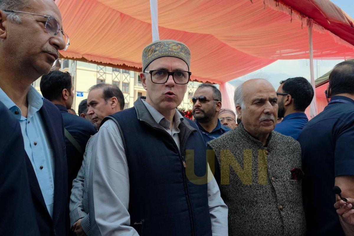 UNI_Photos's tweet image. In Photos | Jammu and Kashmir Chief Minister Omar Abdullah interacted with journalists in Srinagar.

📸: Shah Junaid / UNI

@CM_JnK | @OmarAbdullah | #OmarAbdullah | #Srinagar | #JammuandKashmir | #UNI