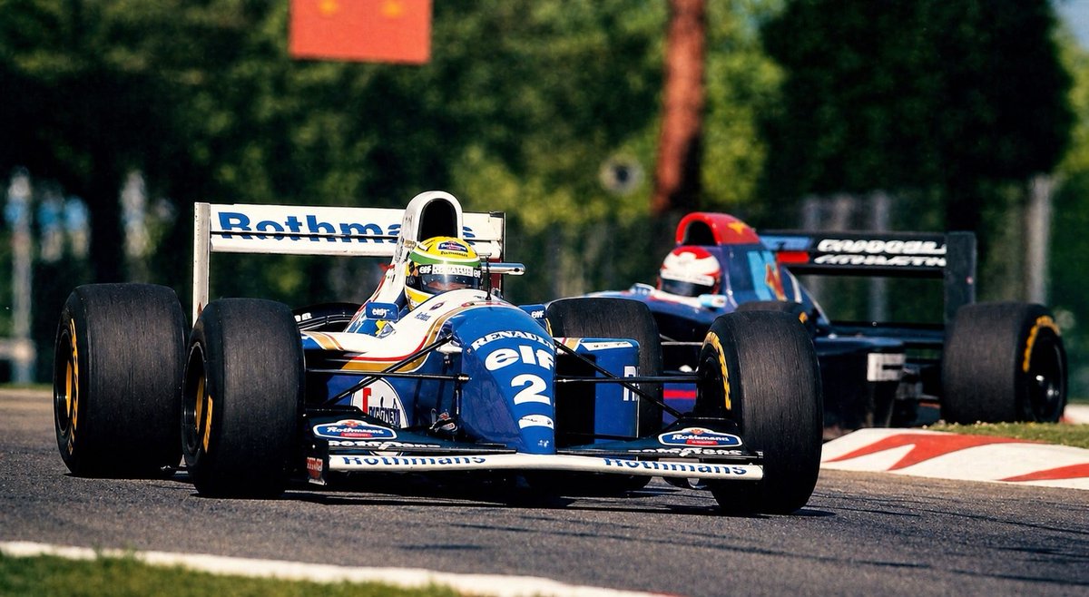 adrian__klec's tweet photo. Jedno z niewielu ujęć, na którym możemy znaleźć razem legendarnego 🇧🇷 Ayrtona Sennę i 🇦🇹 Ronalda Ratzenbergera podczas Grand Prix San Marino 1994.

Dwójka kierowców która zginęła w trakcie tego weekendu wyścigowego [*]

#F1PL #ElevenF1 #KontraMoto #F1 https://t.co/Yz8f4XCppb