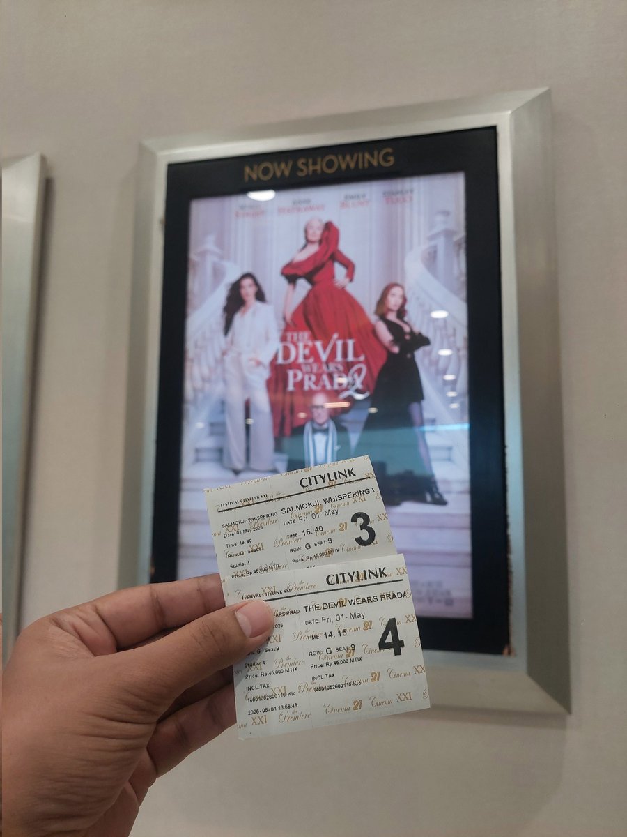 itsKoDiet's tweet photo. Salmokji Wears Prada. 😈 👠
📍Citylink XXI, Bandung.
@cinema21 @festcitylink https://t.co/iIQA473gIN