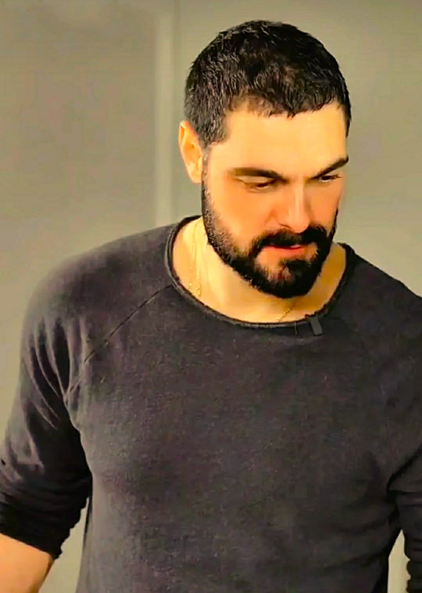 ansha_HICaddict's tweet image. Günaydın..🫶🌹 #HalilIbrahimCeyhan 🌹🫶
Happy Friday to all🙌

#weproudofyou #legend