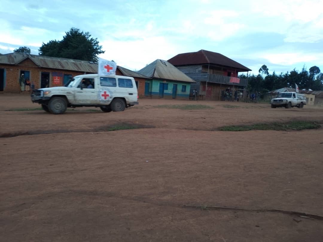 afrikarabia's tweet photo. #RDC #Sud_Kivu Un convoi #humanitaire du #CICR a pu accéder jeudi 30 avril à #Minembwe sous blocus depuis plusieurs mois. L’accès humanitaire était une des dispositions négociées à #Montreux entre les autorités congolaises et l’#AFC #M23. https://t.co/ZpxpkH7ZyM
