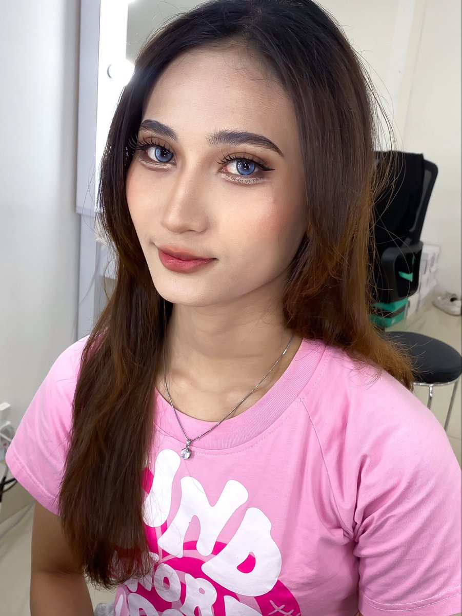 aicneliv's tweet image. Info Pricelist / Booking by WA 081354778535

📍BSD - Tangsel 

#zonauang #wts #MUA #BSD #tangerang #jakarta #muajkt #hairstylist #graduation #bridesmaid #makeupartist #tangsel #tangerangselatan