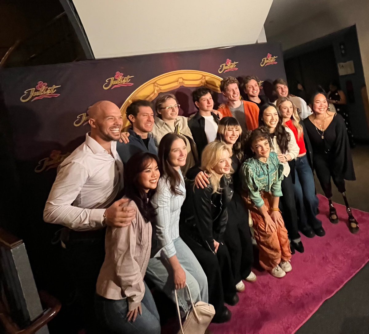 Stars on Ice tweet media