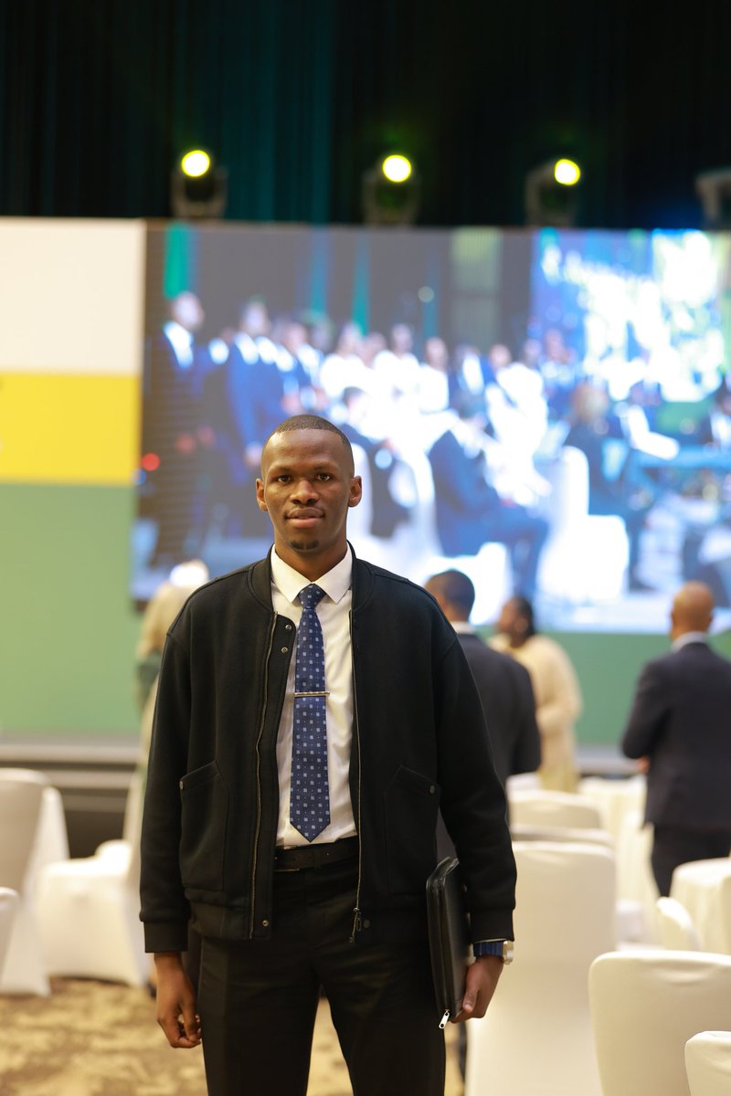 Christe24947662's tweet image. Ingoma ni zivugire rimwe, amakondera atsikimbe..... Nongeye umwaka mu yindi +1 !

I am sincerely thankful to everyone who has continued to support me in my journey and in #TumenyeAmategekoYacu , Your support means a lot to me ,May God bless you all always!
 
#RwOT 
#RWOX
