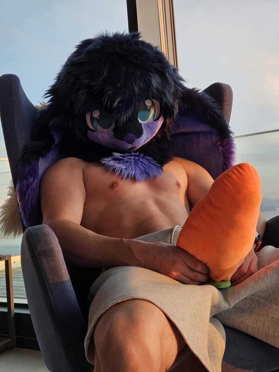 LunaryTheBun 🔜 DCC, EF tweet media