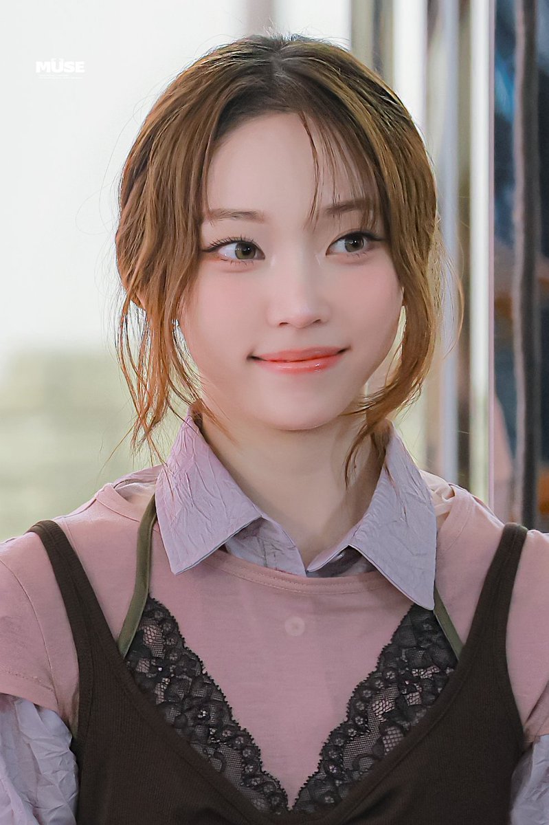 muse_youngseo's tweet photo. 260429 베이징 앤더슨벨  

#영서 #YOUNGSEO 
#ALLDAYPROJECT #ADP #올데이프로젝트 https://t.co/TJMfkzNvd8