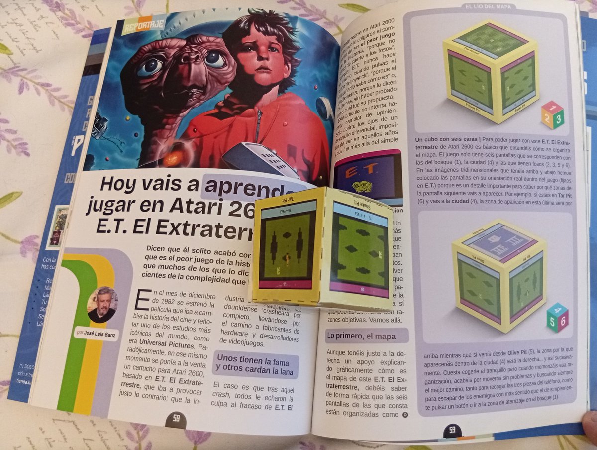 quimerus_es's tweet photo. Acabada la lectura del número 14 de @HechoconPixels con interesante  contenido sobre el videojuego de ET, incluido cubo-mapa del mismo. Destacan los contenidos de Saturn y la generación del 98, con fantástica portada de @jmv. Ahora a por la @MicroHobbyPapel ! https://t.co/hZz4Aga1LG