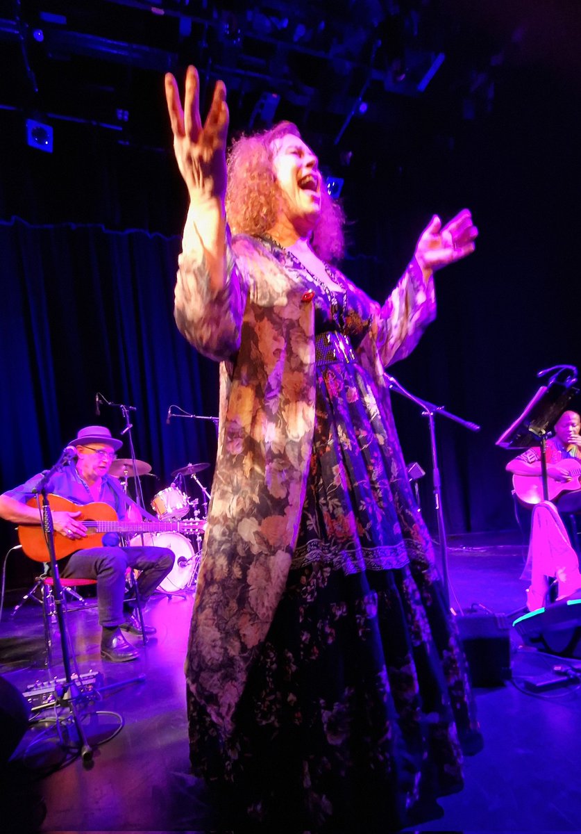 KeithBache's tweet image. #FF my favourite artists &amp;amp; check out their awesome music These artists bring joy to the world @Ccampbellmusic @freddiejoon @KellyOliverUK @SarahJaneMorri3  @Philippahanna @lilyjoproject  @Lucymaywalker @HarrietsMusic  @NatalieShay_   🎶🎵🎶🎤🎸🎻🎹