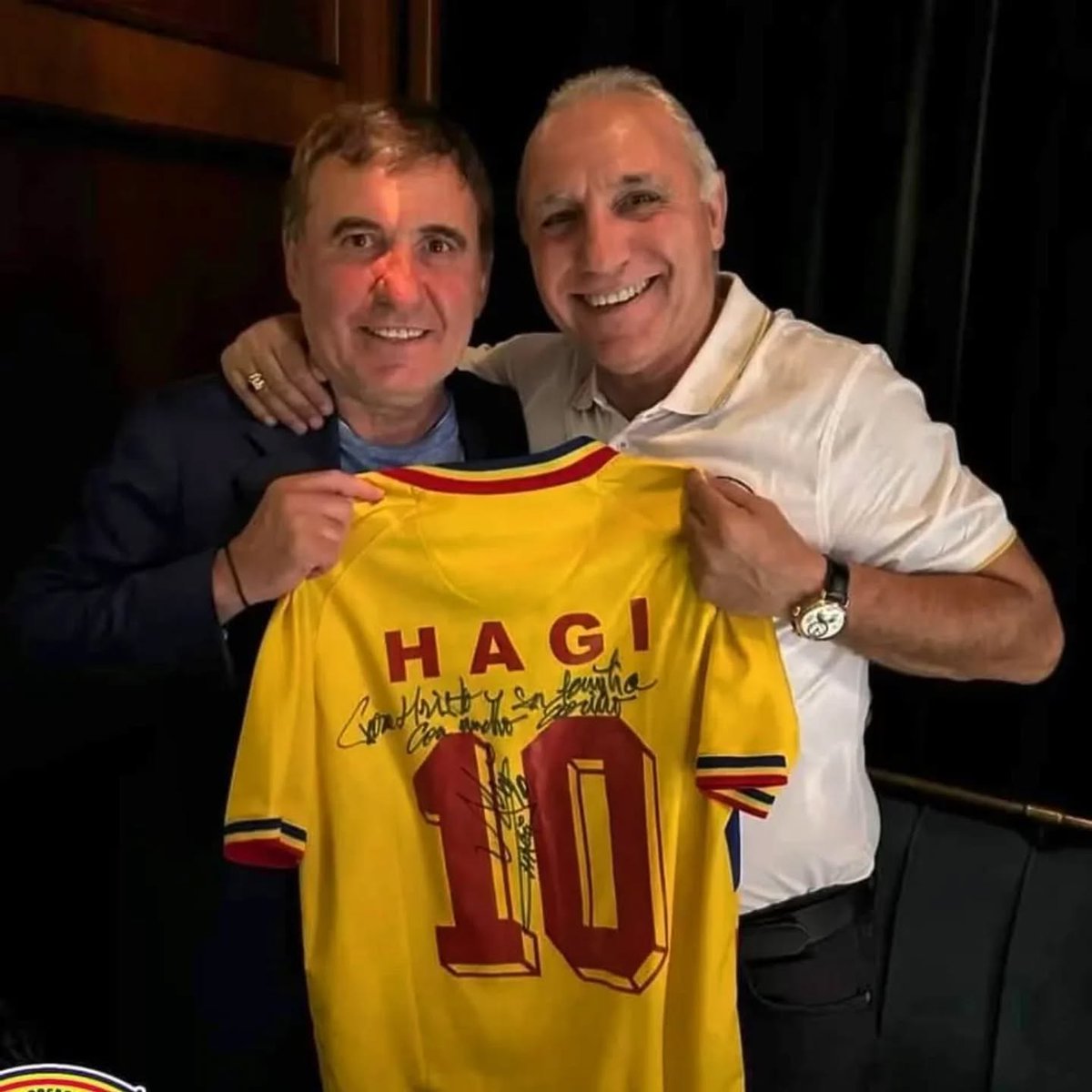 90sfootball's tweet image. Hagi and Stoichkov 🤩

You can sign either in their prime. Who are you signing?