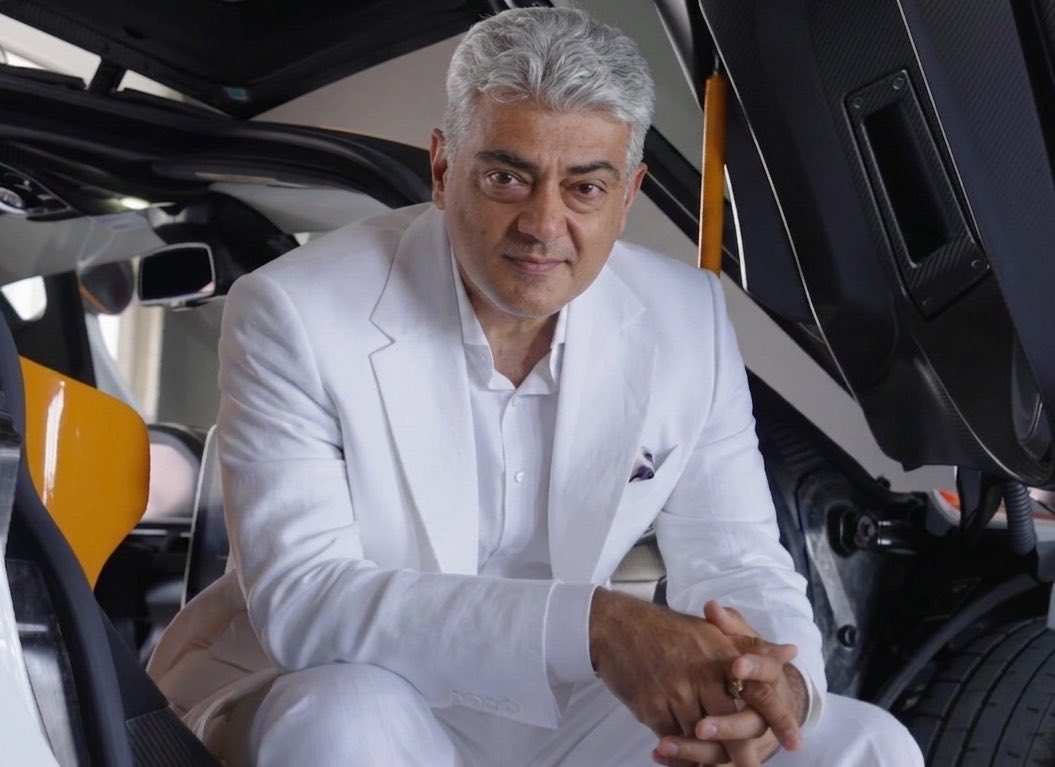shobimaster's tweet photo. Happy Birthday Dear Sir 😍❤️🤗🎂💐 #Ajithkumar @Akracingoffl 
Love and respect to you ❤️
Have a wonderful and blessed life 
God Bless 

#HBDAjithKumar 
#HappyBirthdayAjithKumar https://t.co/0y4GR0F9vc