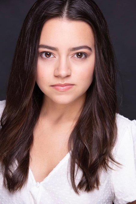 celebcrush4922's tweet photo. Happy Birthday Ariel Gade 🎂🎁
#HappyBirthday #Ariel #Gade #ArielGade https://t.co/0tOuQYbh9g
