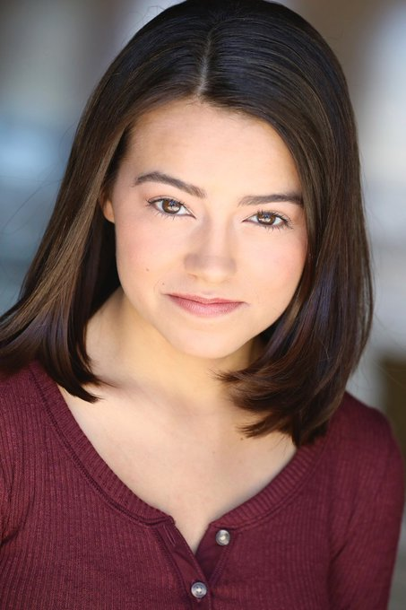celebcrush4922's tweet photo. Happy Birthday Ariel Gade 🎂🎁
#HappyBirthday #Ariel #Gade #ArielGade https://t.co/0tOuQYbh9g