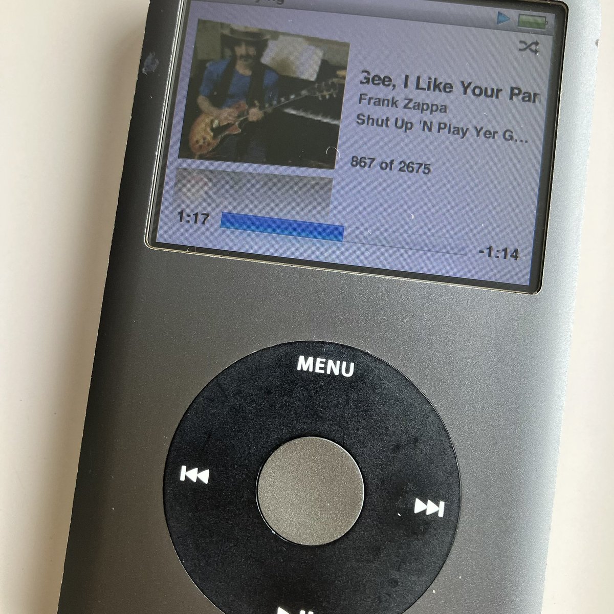 Sally_812's tweet image. 🎵 Gee, I Like Your Pants _ @zappa 

#ipodclassic
#lunchtime 🍴
#frankzappa