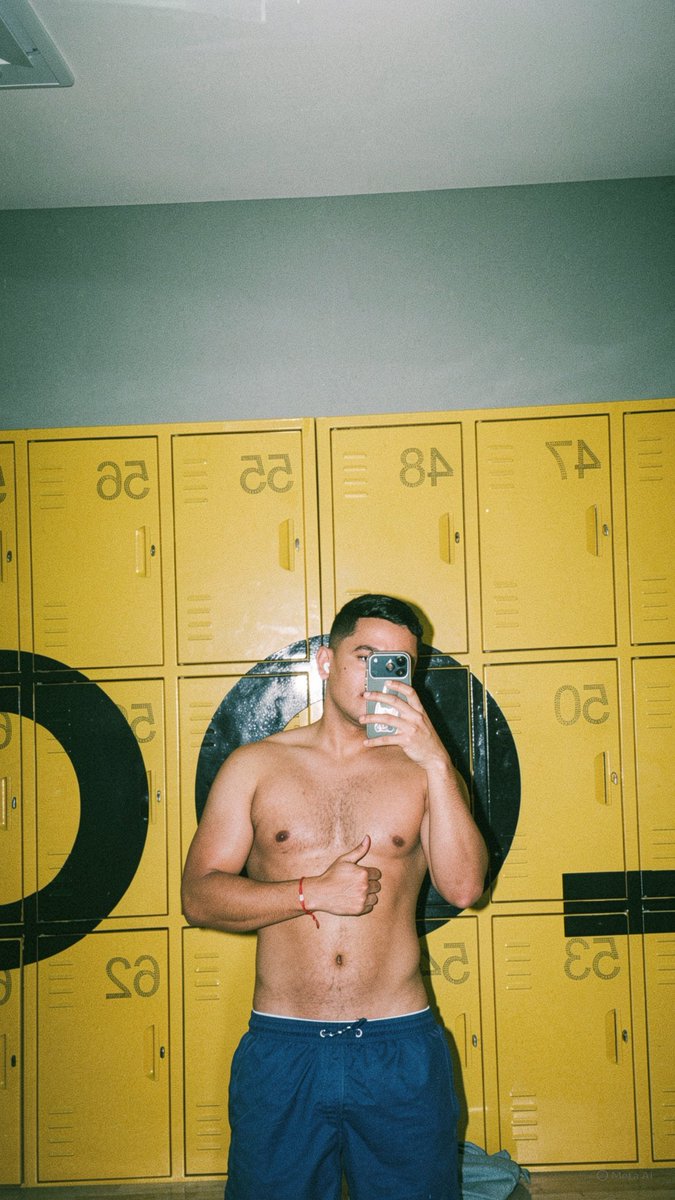 📸
