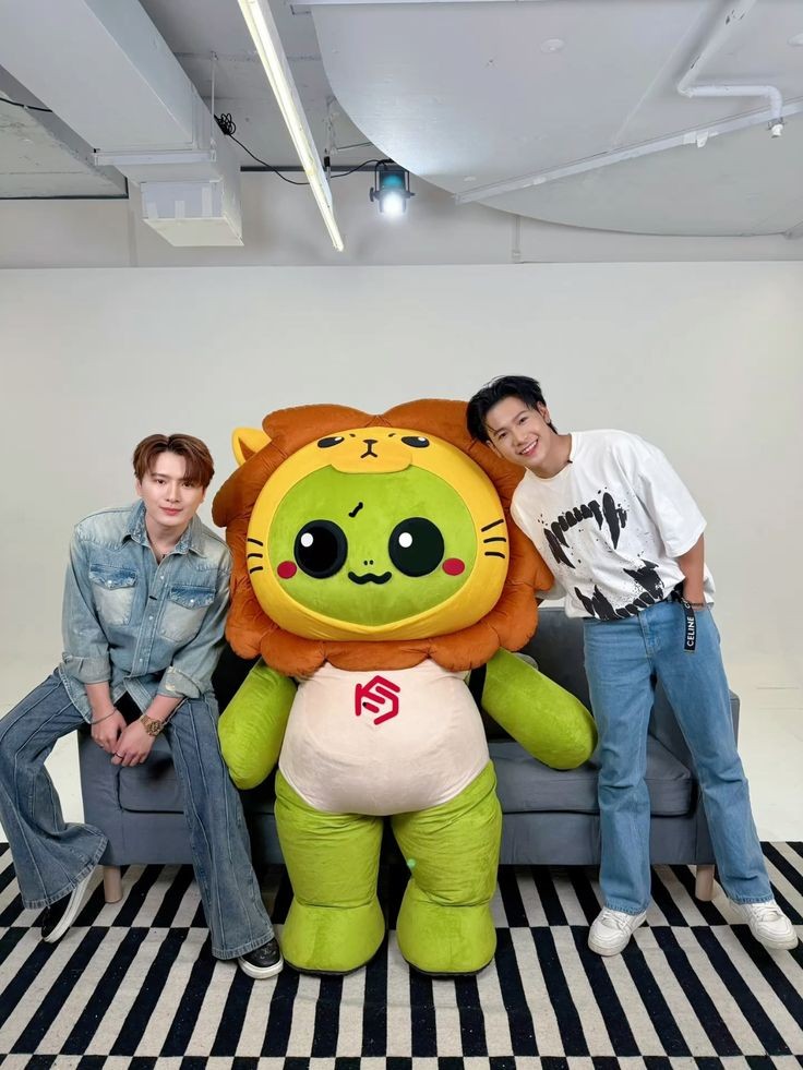 sinngto_'s tweet photo. @kristtprs Enjoy your special day, have lots of fun, and never forget how much bibi and bubu loves you. ❤️

Happy Birthday once again, my son @kin9men_ ❤️🦁🐢👑

 @kristtprs  @sinngto_  ❤️ https://t.co/ouNR80Fdgt