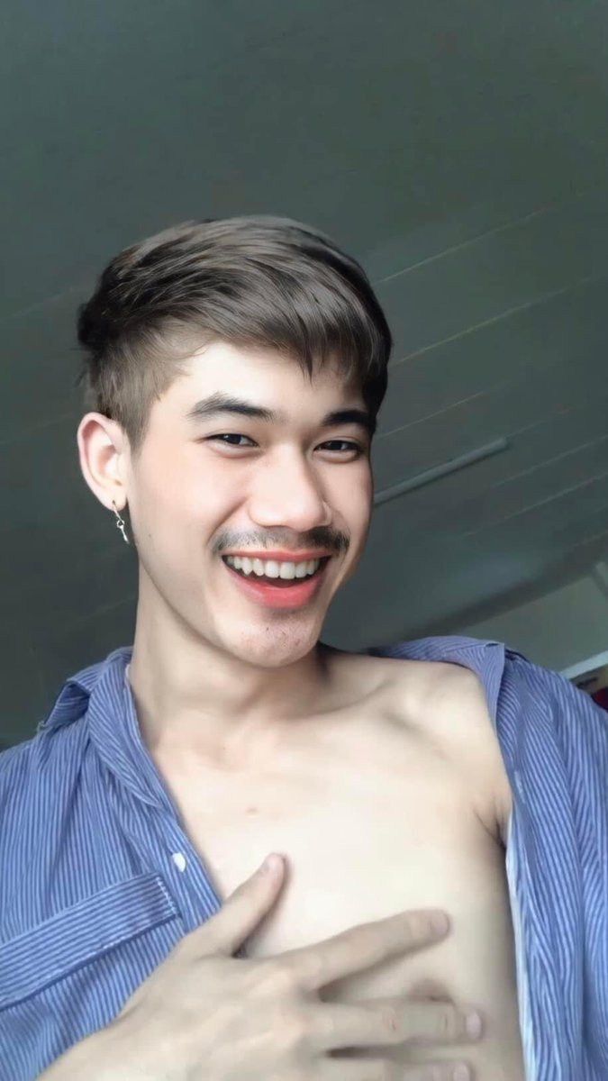 ปากบอกเอ็นดู
ใจจริงอยากดูเอ็นรึป่าว 🤪
#โสดสนิท #จีบหน่อย