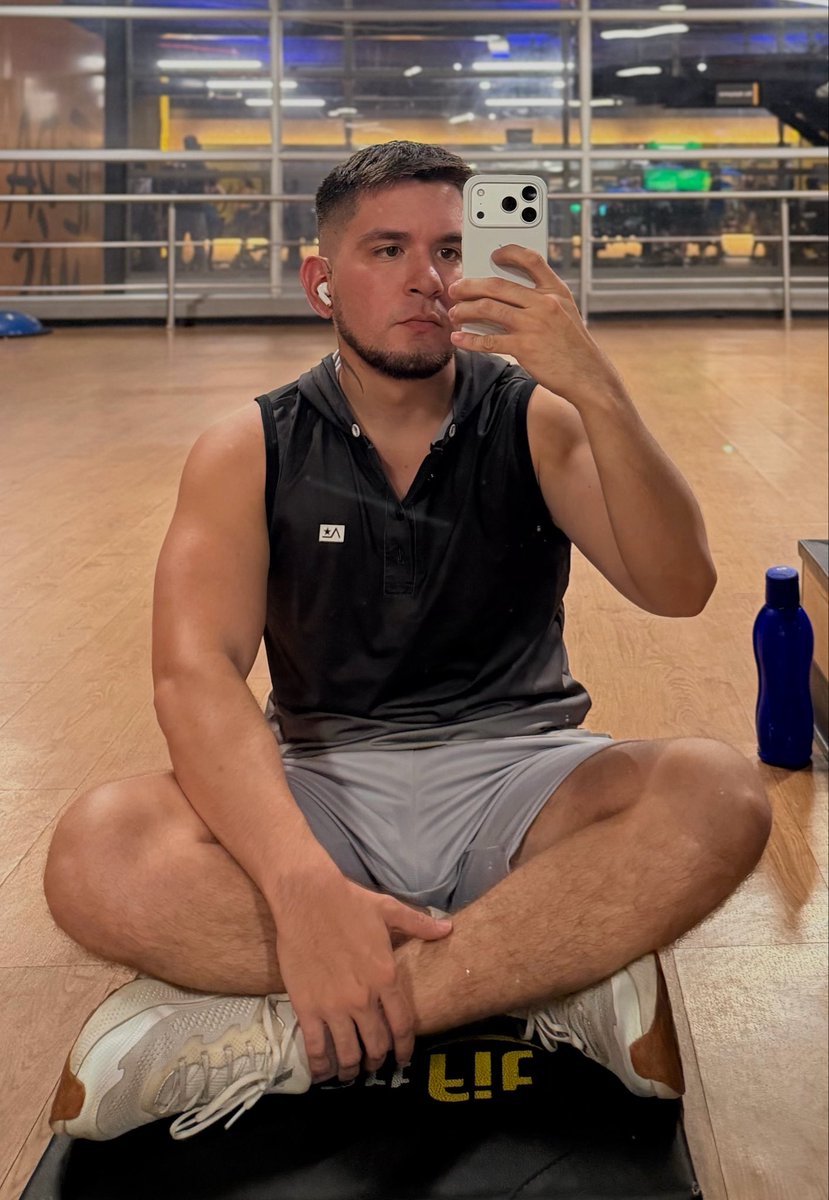 Andrés Felipe 🦂 tweet media