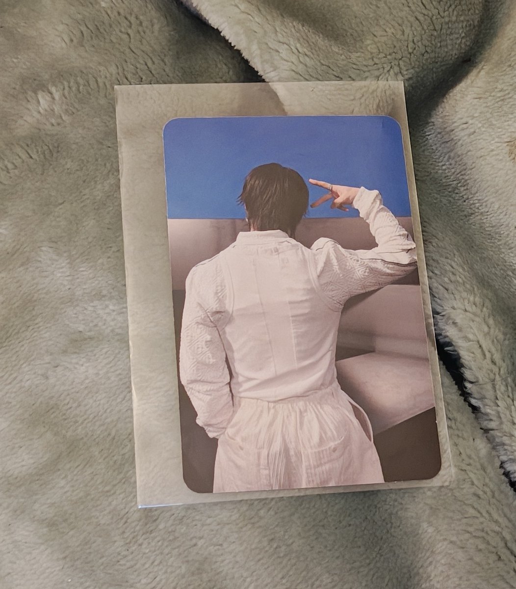 I was looking through my photo cards and just realized I had two of these if I were to sell this what do y'all think the average price would be idk if this is a high value card