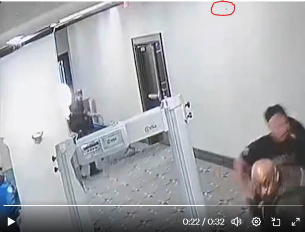 dojiman_eth's tweet photo. @RT_com 👀Watch there is a bullet hole that appears at the :22 mark, but if you watch for it on the longer video the timing is way off on its appearance https://t.co/pDqywgBVLi