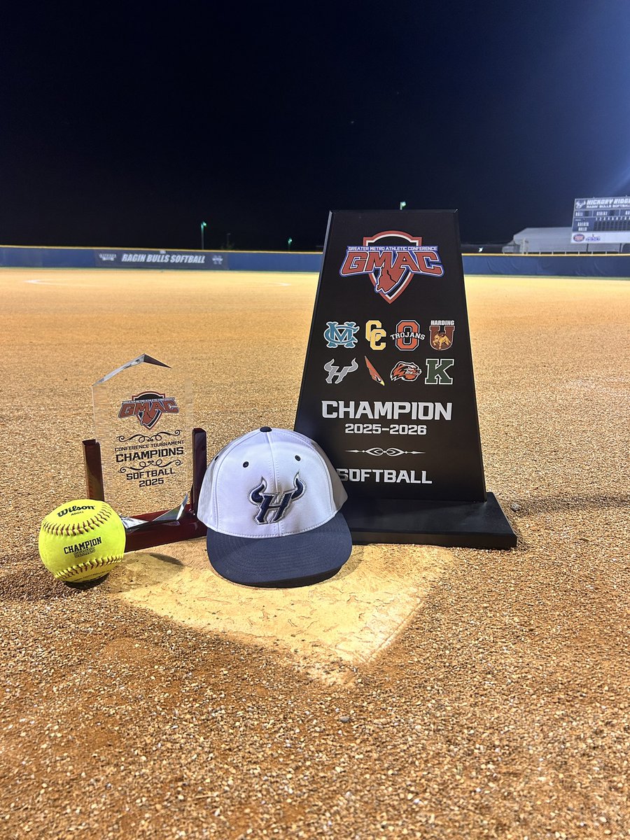HRBullsSoftball's tweet photo. BIG NIGHT AT THE RIDGE! Bulls Win Great Metro Athletic Conference title w/ a 9-8 Win over AL Brown! Reg Sea &amp; Conf CHAMPS! Bats 🔥,13 Hits! @BHummer10 2 💣’ 3RBI’s, @Faulkenb2Hailey 2 hits w/💣 3RBI’s, @AlexisSmka 3hits! @avery_jones28, 5inns @ElenaGreer2029 closed it out in ⭕️! https://t.co/yGcZHiatTO