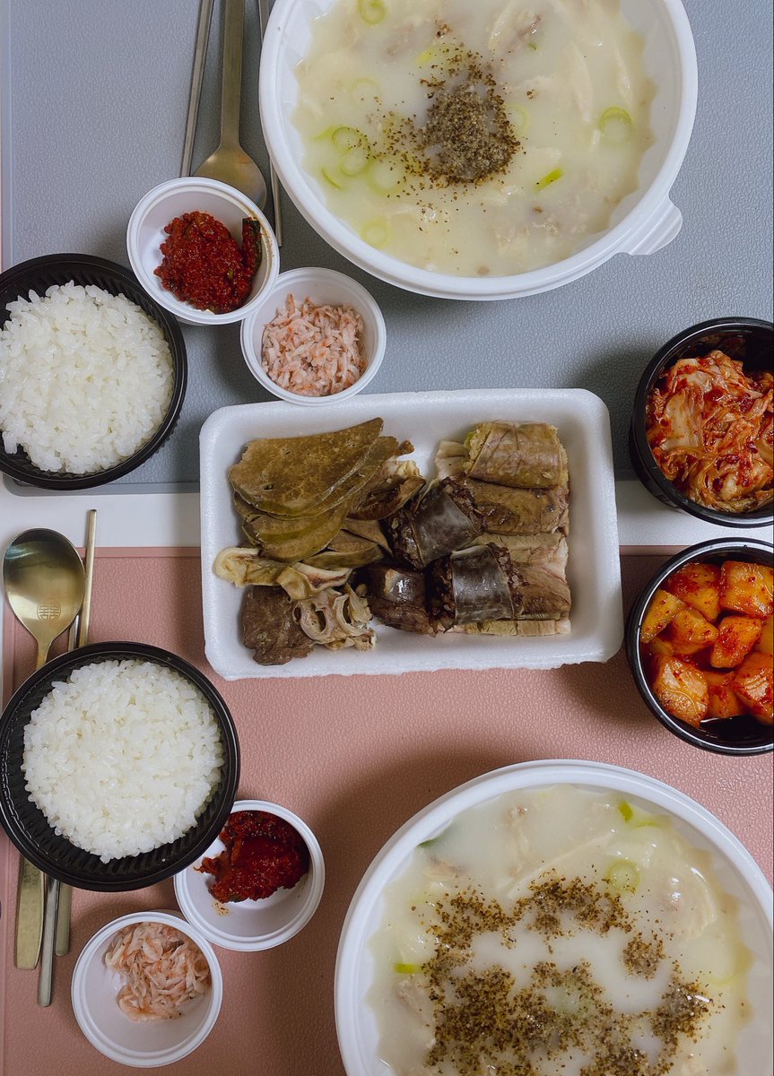 두리두밥 tweet media