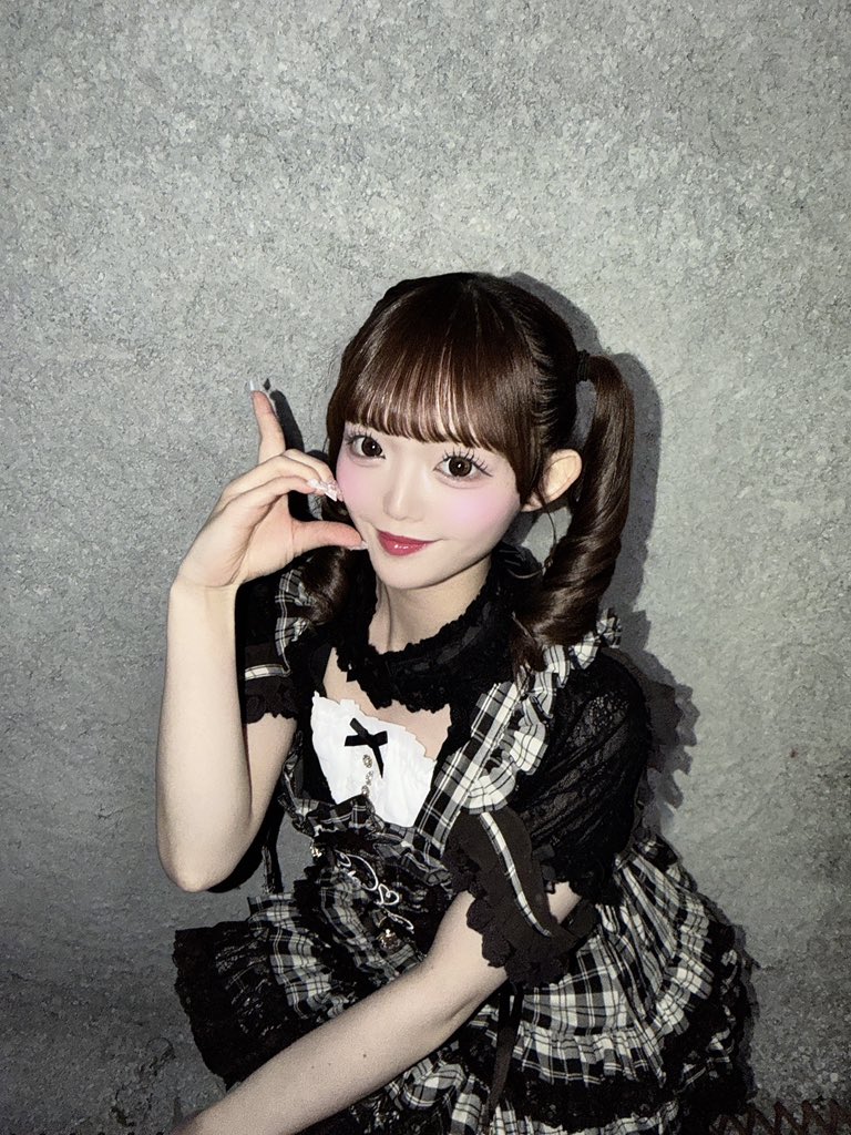 実園 花恋【LIE LILIE】 tweet media