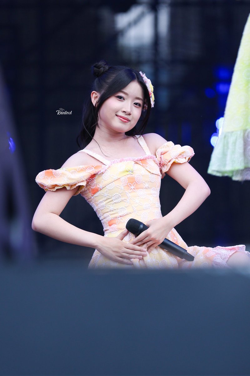 The prettiest ever <a href="/RFritzy_JKT48/">Fritzy Rosmerian</a> 💫