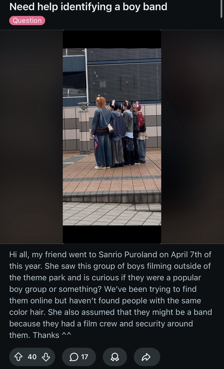 takuyashimura's tweet photo. a non hachigousha finding chotokkyu in the wild at sanrio puroland 😭 https://t.co/d3fpcNofYr