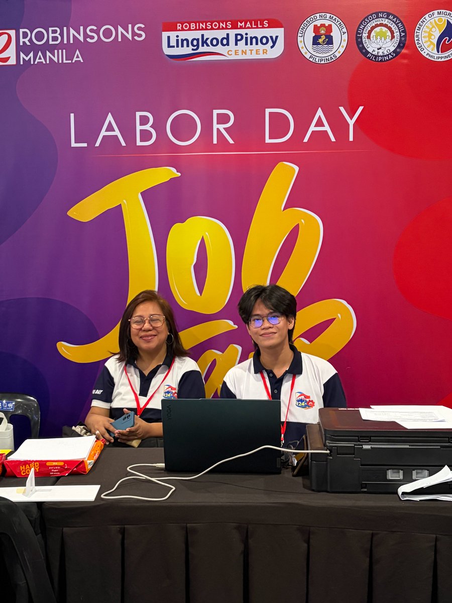 InqPOP's tweet image. #HappeningNow: Job seekers gather at Robinsons Manila as Robinsons Malls rolls out its Nationwide Labor Day Job Fair in partnership with the Department of Labor and Employment (DOLE) and the Public Employment Service Office (PESO).

#JobFair2026 #BrandRoom