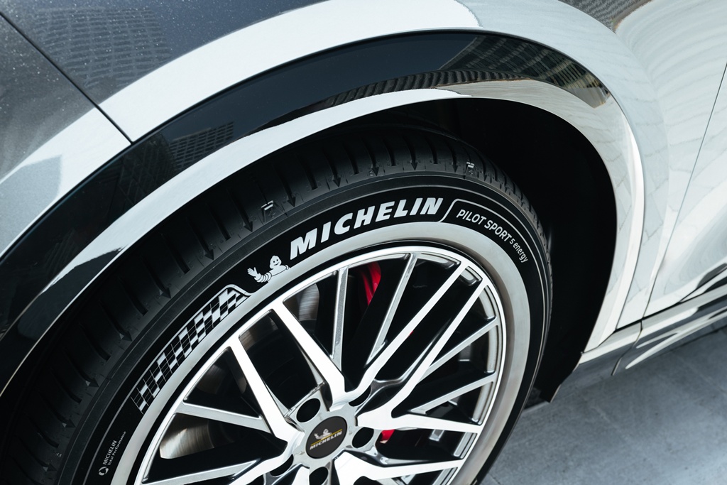 mota_auto98277's tweet image. #Michelin Malaysia introduces energy versions of Primacy 5 and Pilot Sport 5

motaauto.com/michelin-malay…

#michelinprimacy