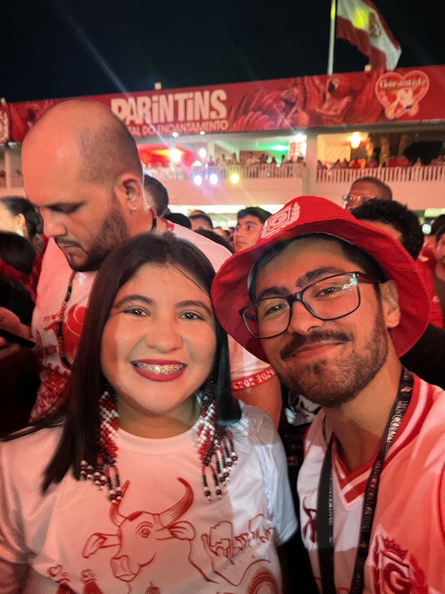 Com ela que JAMAIS seria loira! ❤️💢
<a href="/juliaandrad_/">Julinha</a>