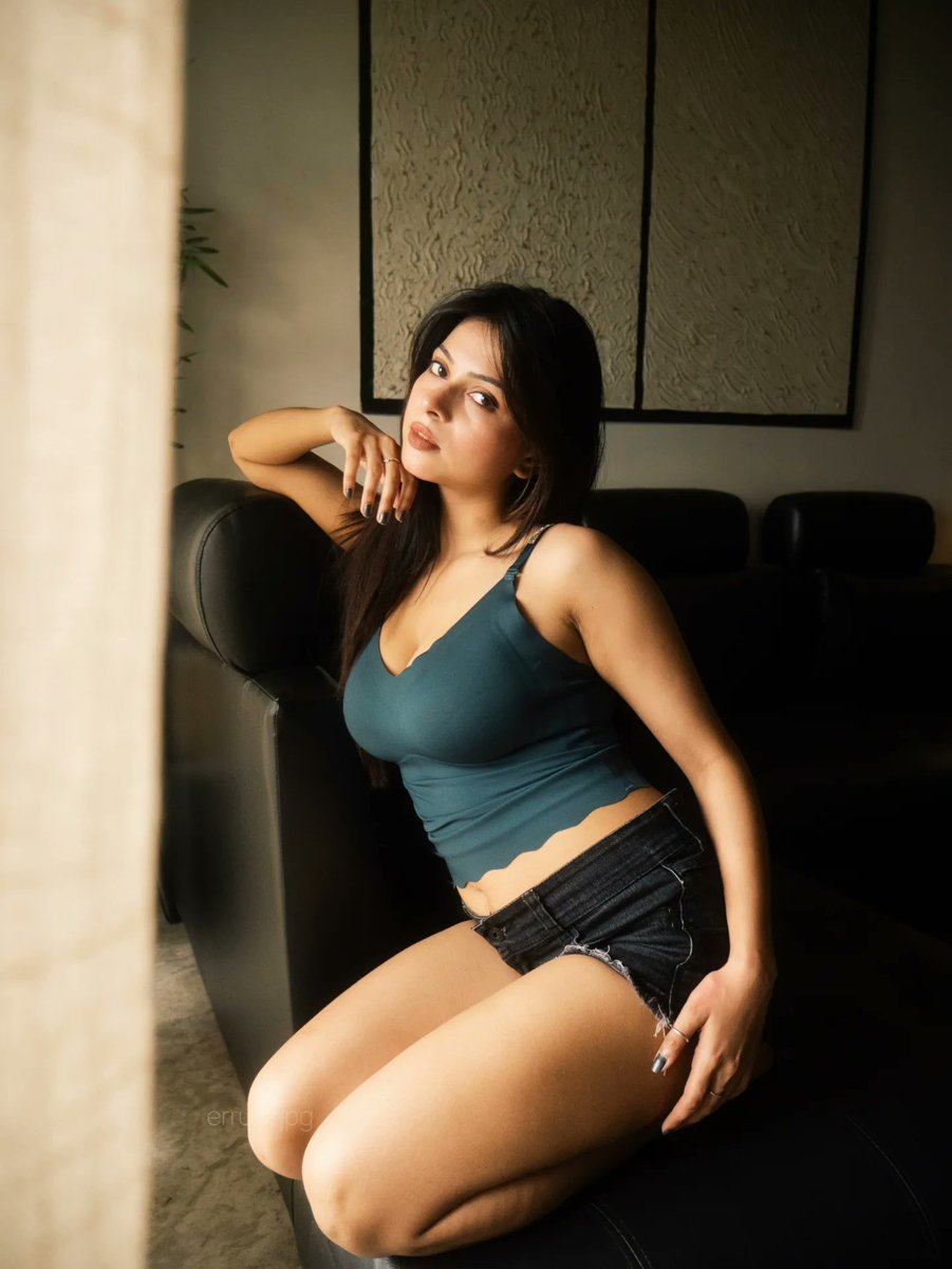 PriyalYu's tweet photo. Hi https://t.co/LjX0tBTit6