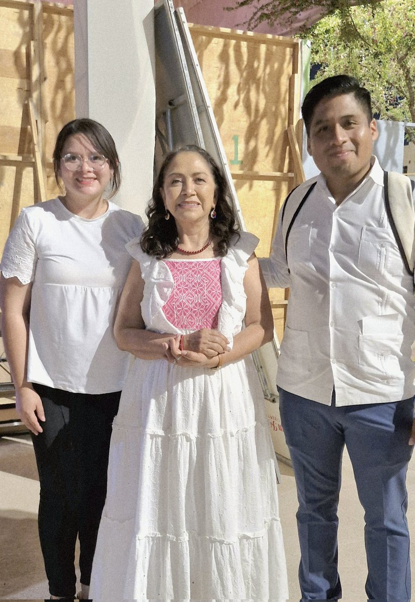 CarIos_Martinez's tweet photo. Con profundo aprecio, felicitamos a la señora @Irma_BolanosOax, por un año más de vida. Que el Dador de Vida continúe iluminando su camino colmándolo de salud, alegría y abundantes bendiciones.

1/2 https://t.co/MOyqGn220v