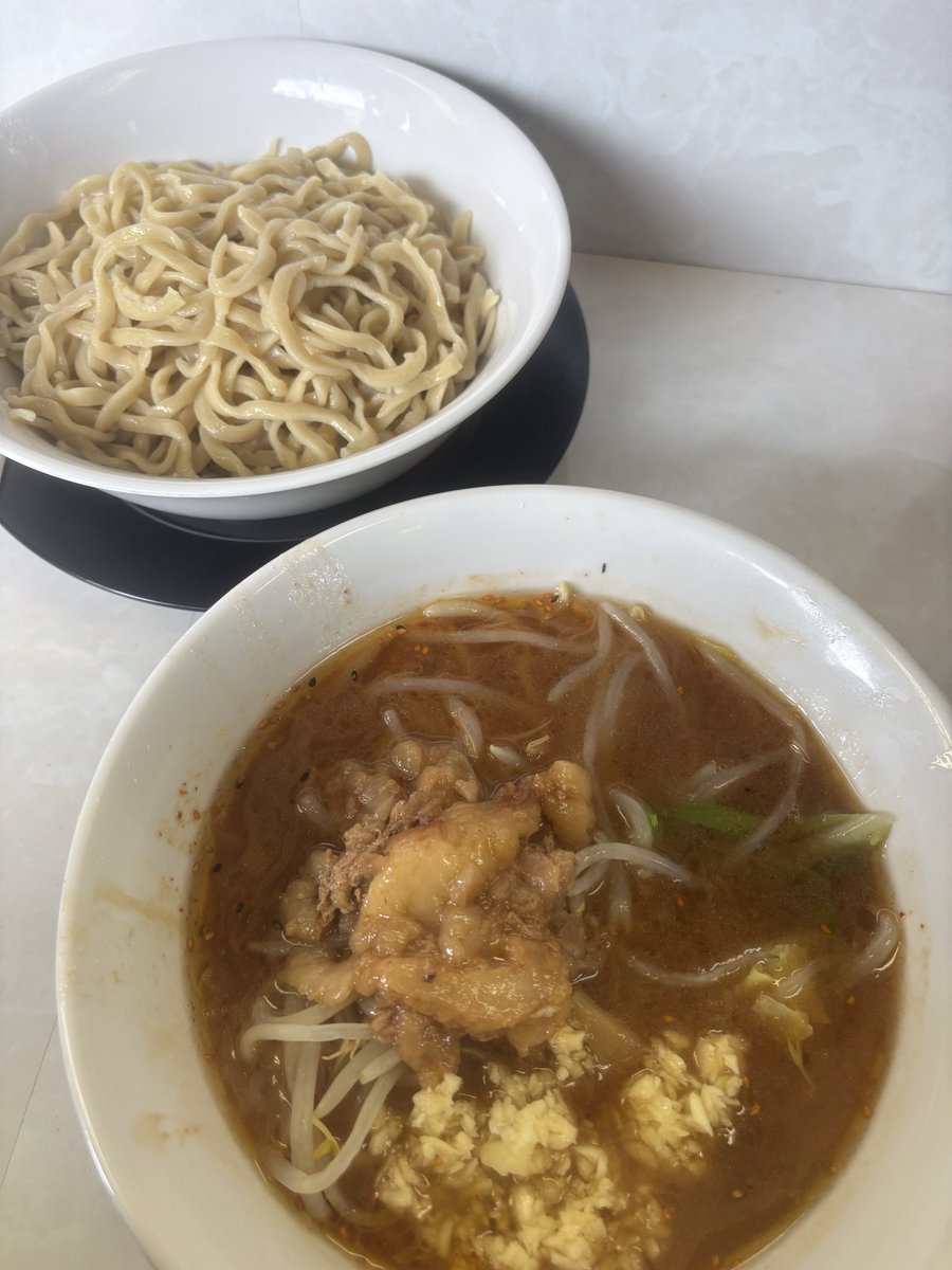 ラーメン 豚ヒロ
酸辣つけ麺