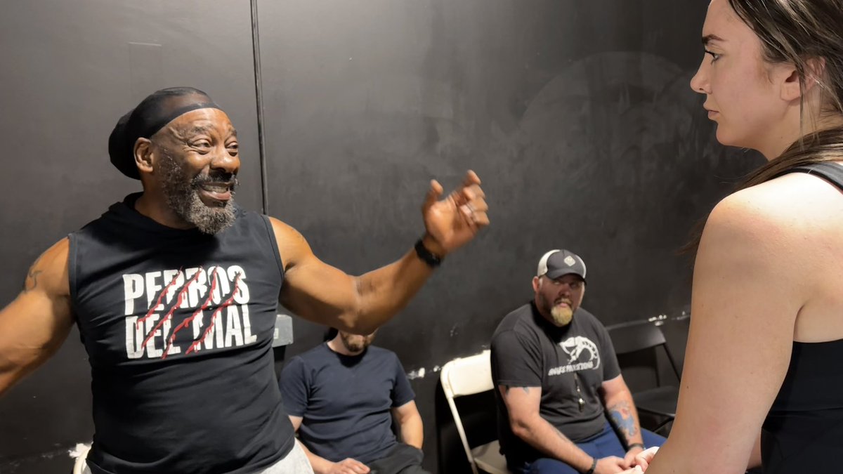 Reality of Wrestling tweet media