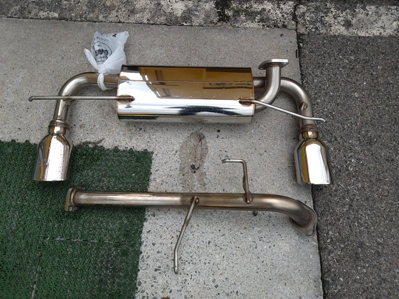 大人気メーカーのマフラー入荷！ ロッソモデロ DUALIST EX ZVG11