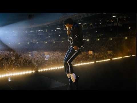 techjunkiejh's tweet image. #MICHAELJACKSON - Live in #Munich (1997) - #HIStory World Tour (Remastered - 4K/50FPS) youtube.com/watch?v=FMY2kA… #music  #MoviesTvTj (video, full concert!) #MusicVideos  #80sMusics #OldSchool #SynthPop #PopMusic #DanceMusic  #ClassicRock     #Entertainment #USA #UK #Canada