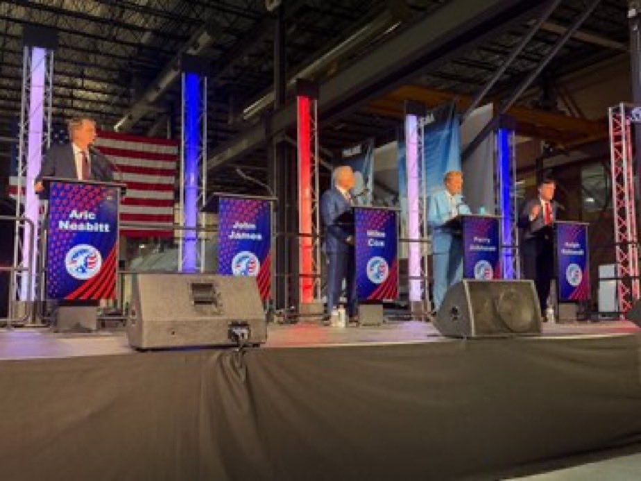 PeterRush1984's tweet photo. MI Gubernatorial Debate - photos of 4 candidates and empty podium for absent John James. 😜 https://t.co/W67B3K408l