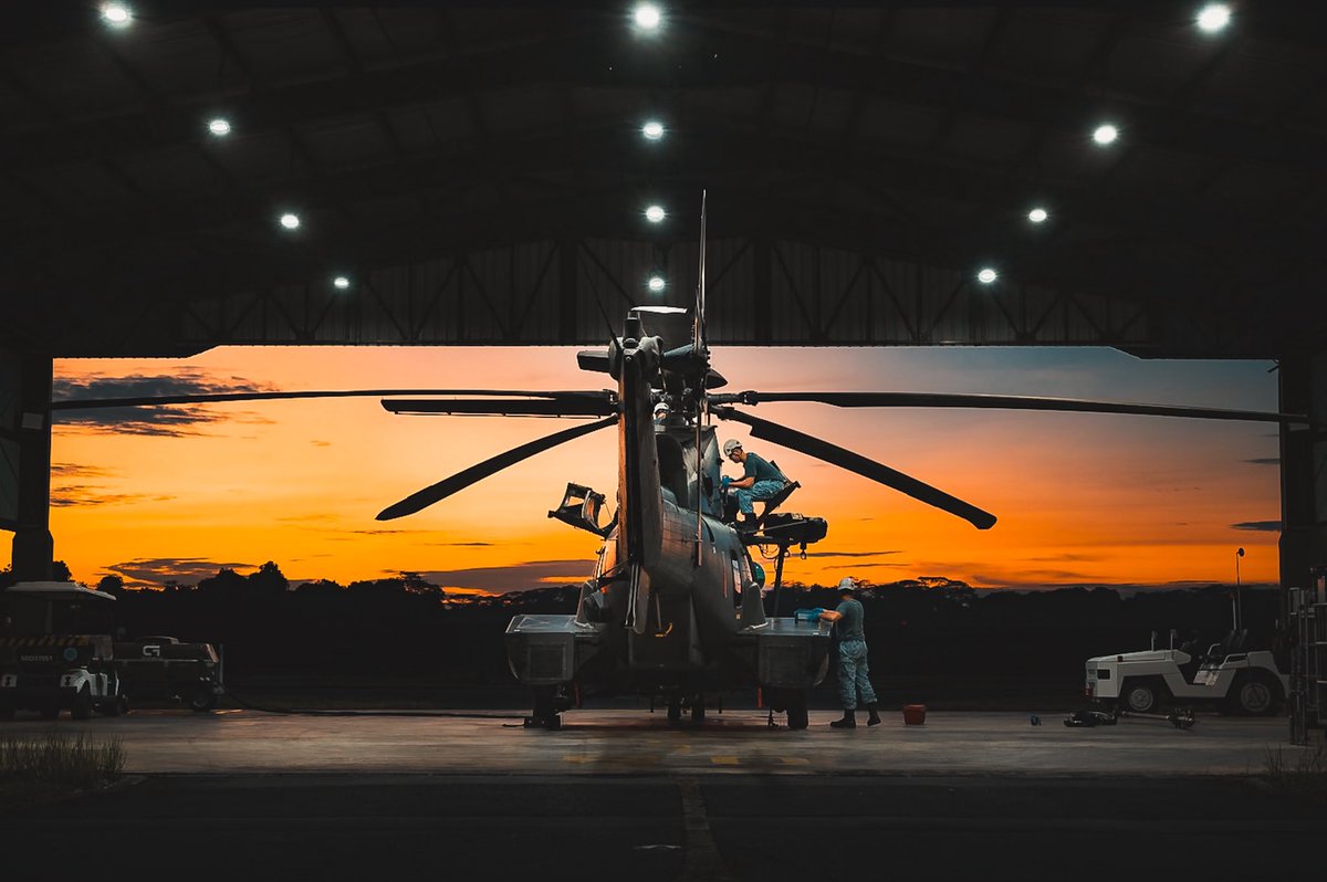 TheRSAF's tweet photo. Happy Labour Day! 

As we welcome the long weekend, we also thank all RSAF personnel on duty for keeping our skies safe! 💪

📸: CPL Ke-Ian J Leong https://t.co/Q1zInr4958