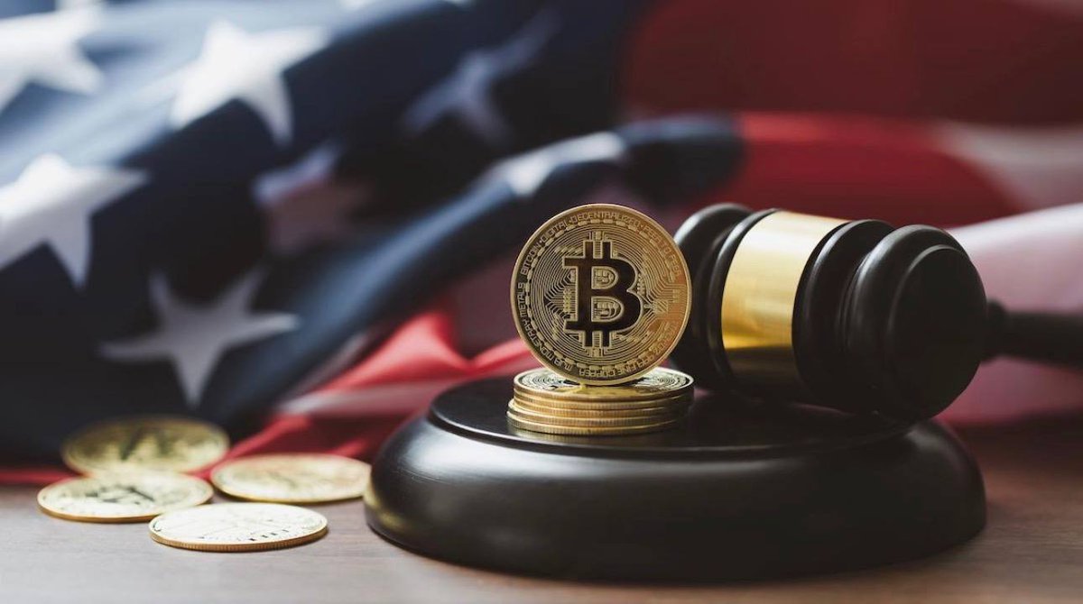 chaindesk_web3's tweet image. 🇺🇸 美國加密監管繼續進入關鍵階段。

📊 市場短線看價格，
🏦 機構長期看規則。

如果 CLARITY Act 繼續推進，
加密市場會從「野蠻生長」走向「規則主導」。

💰 真正的大資金，不怕監管，
怕的是沒有清晰規則。

#Crypto #Bitcoin #Regulation #Web3