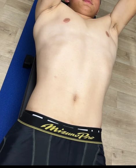 baseball_4519's tweet photo. もっと筋肉つけたい https://t.co/qAU6buk8Wo