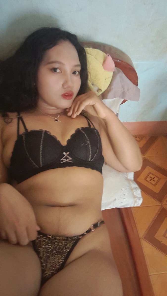 thị gái tweet media